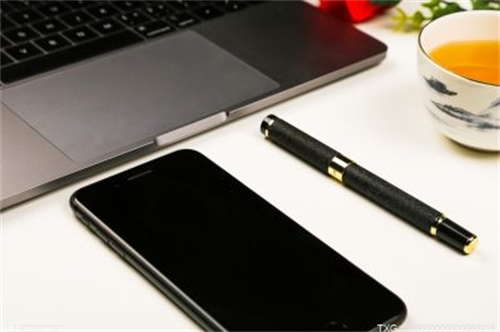 小米最美手机Civi2曝光 搭载屏下光学指纹